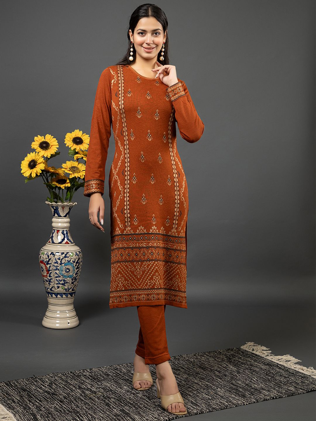 

Anouk Women Ethnic Motifs Printed Regular Kurta with Trousers, Rust
