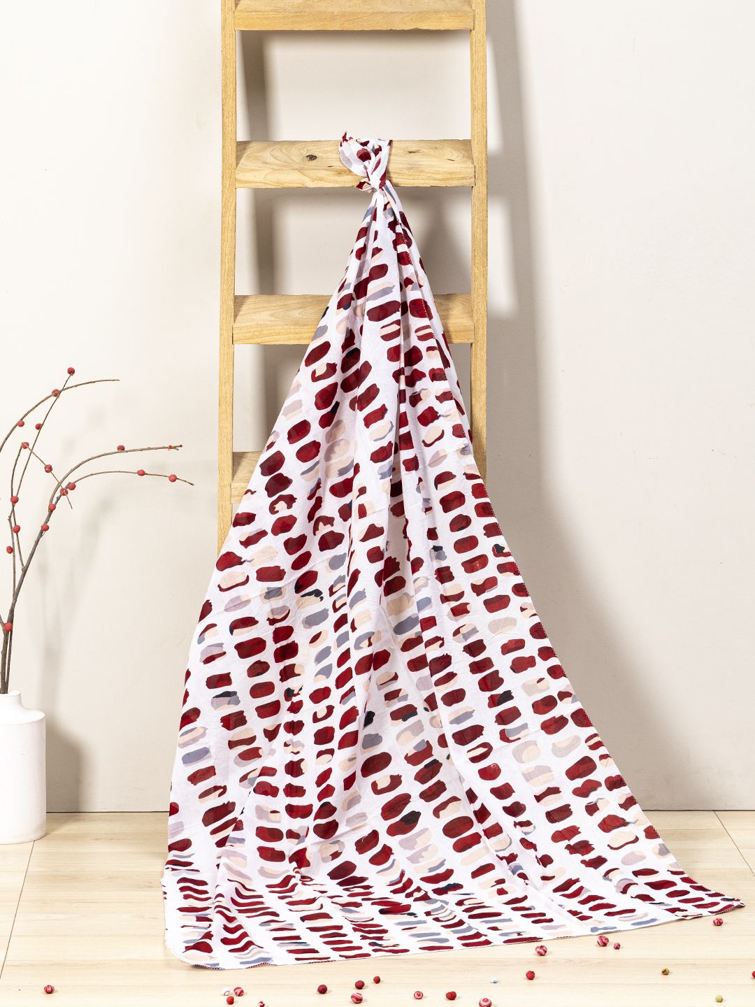 

Contrast Living Women Printed Scarf, Maroon