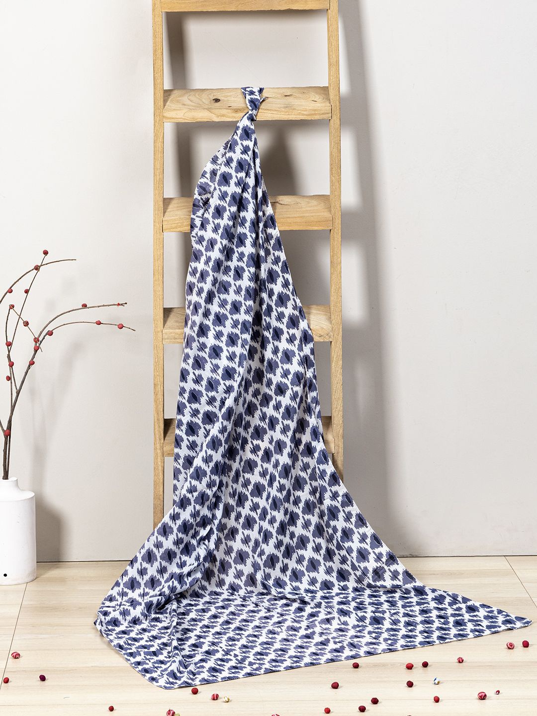 

Contrast Living Women Printed Scarf, Blue