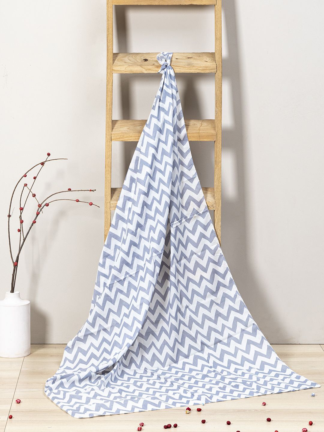 

Contrast Living Women Cotton Striped Scarf, Blue