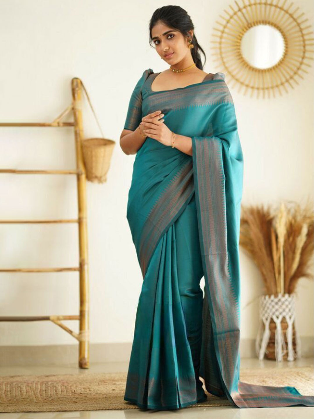 

Taslar Woven Design Zari Pure Silk Banarasi Saree, Green