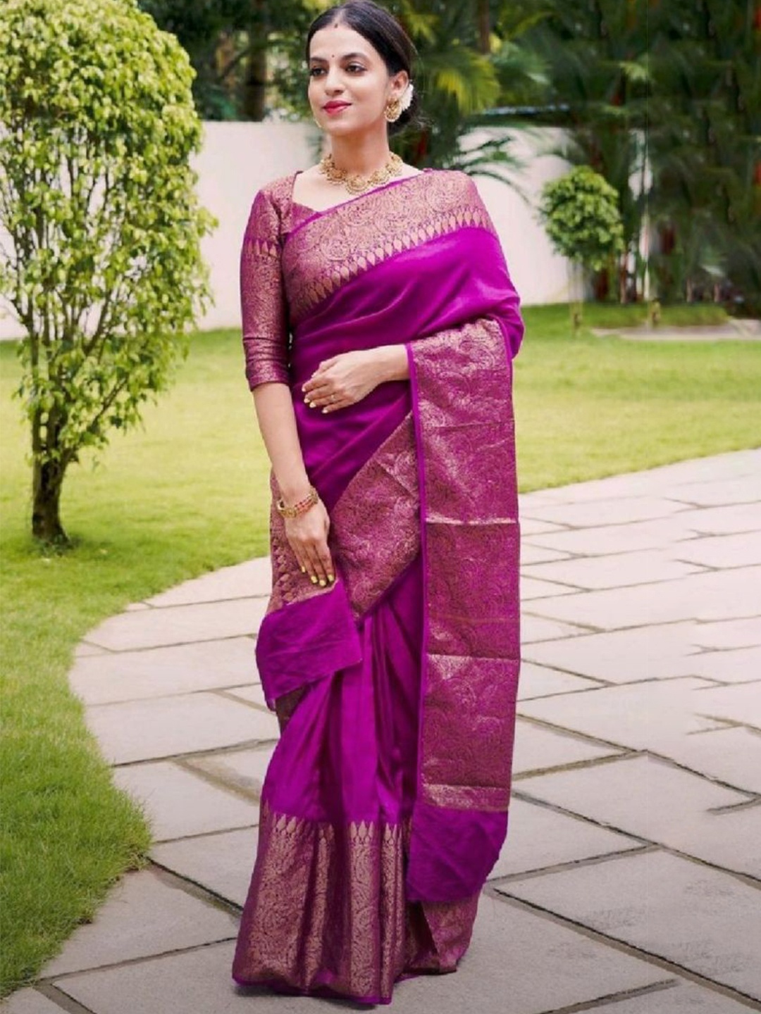 

Taslar Woven Design Pure Silk Banarasi Saree, Pink