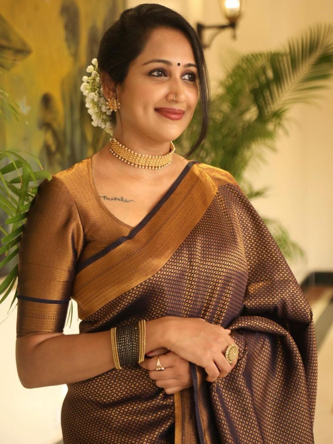

Taslar Woven Design Zari Pure Silk Banarasi Saree, Black