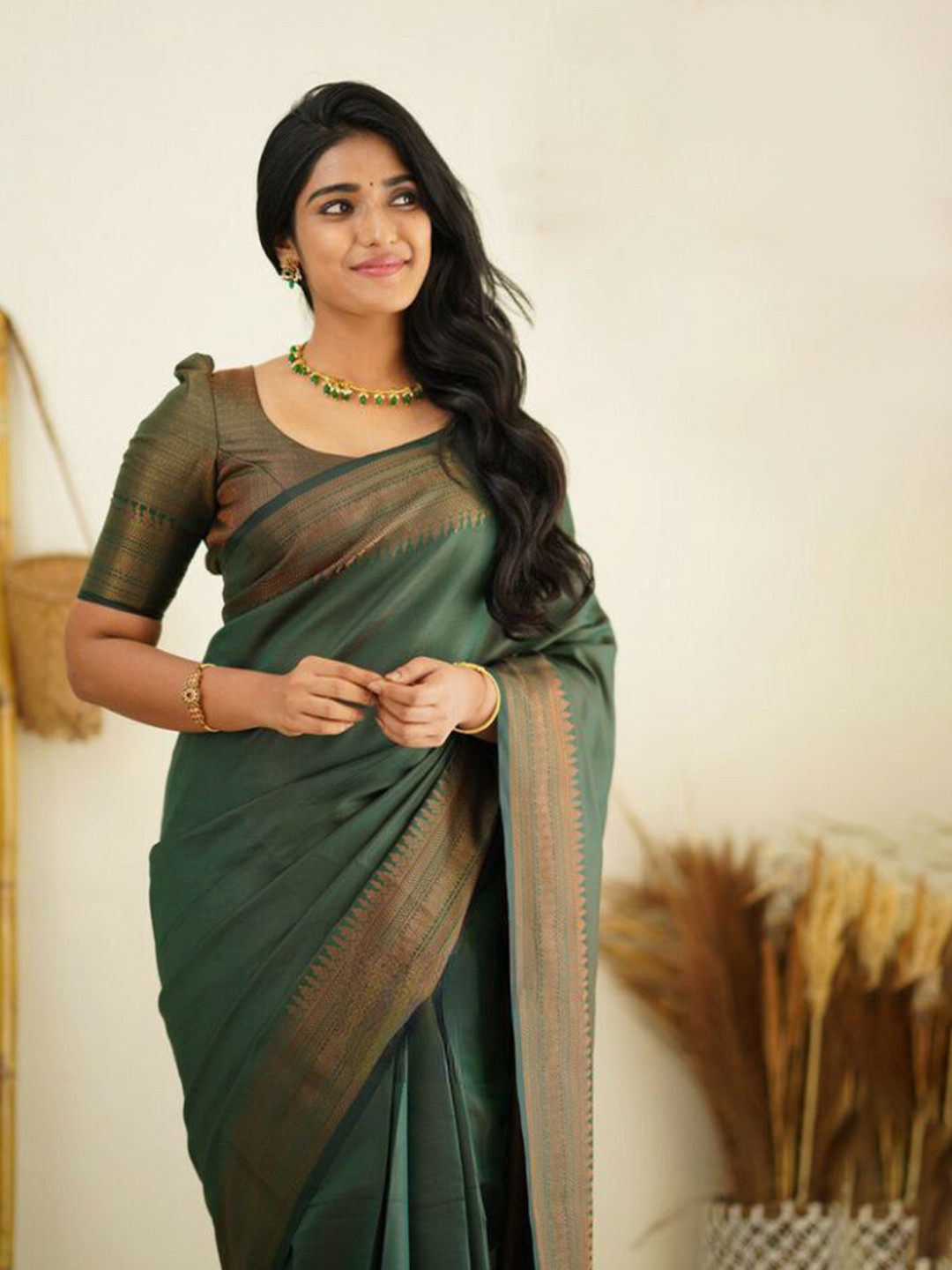 

Taslar Zari Pure Silk Banarasi Saree, Green