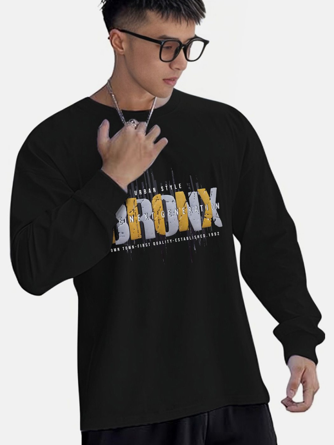 

CHKOKKO Men Typography Printed Round Neck Relaxed Fit T-shirt, Black