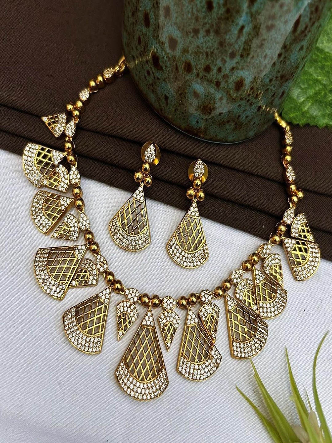 

GRIIHAM Gold-Plated Cubic Zirconia-Studded Jewellery Set