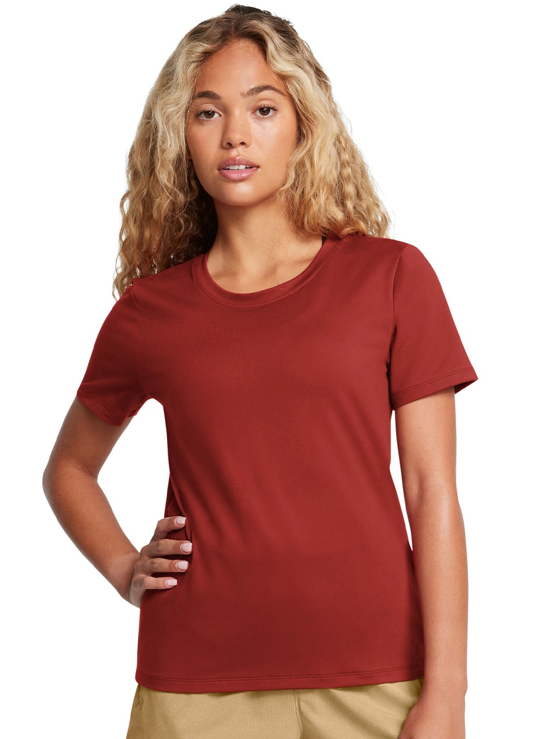 

UNDER ARMOUR Women Solid Round Neck Slim Fit T-shirt, Red
