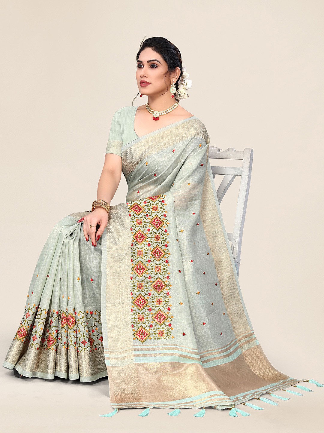 

NIRMAL CREATION Ethnic Motifs Embroidered Pure Cotton Saree, Green