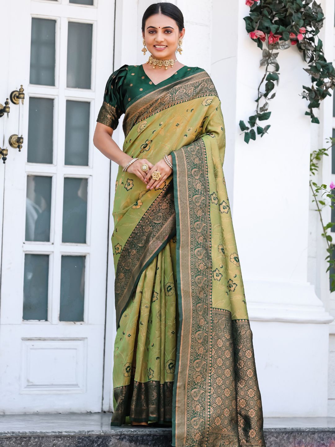 

Angoor Saree Woven Design Zari Kanjeevaram Sarees, Green