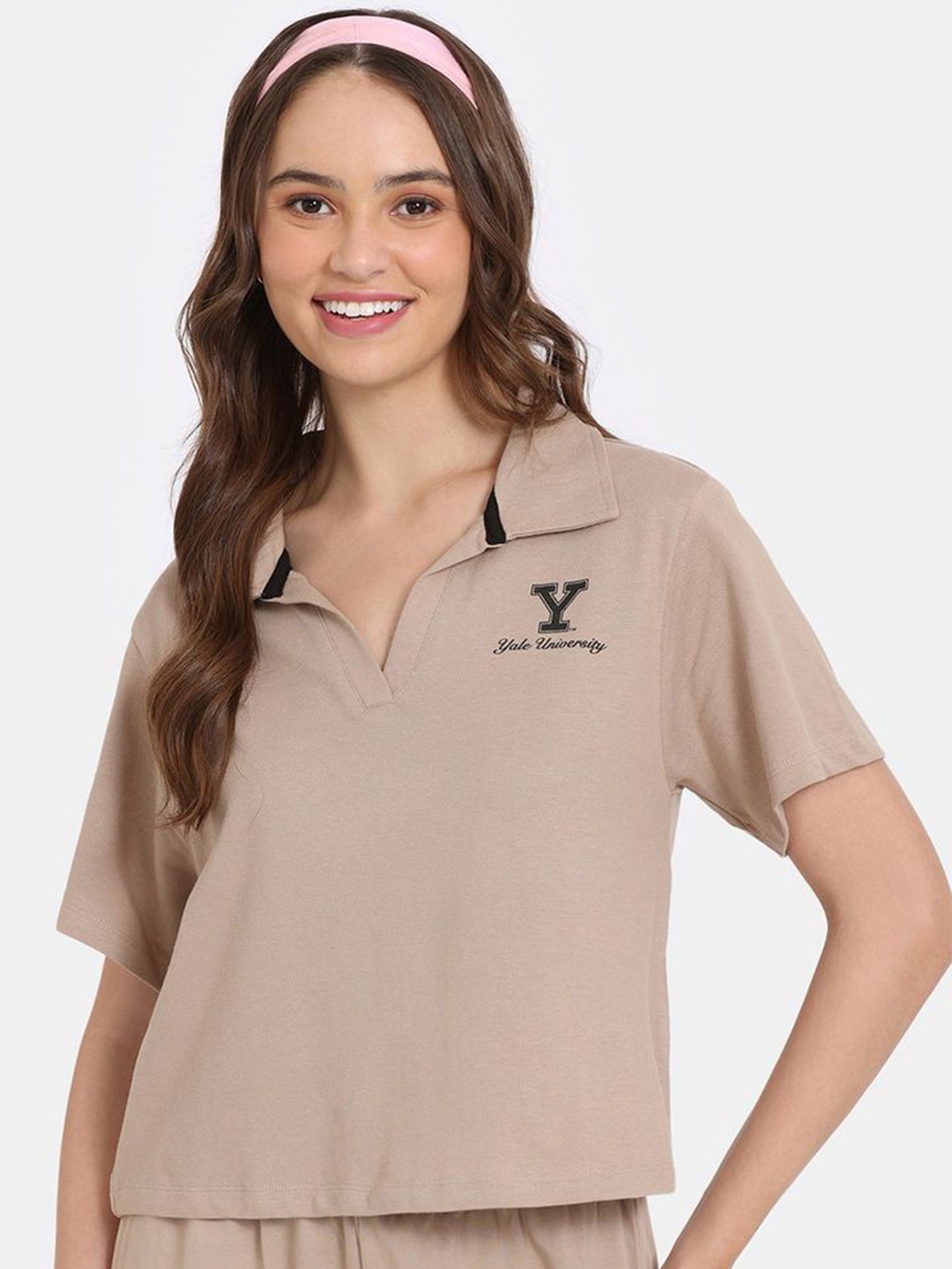 

Rosaline by Zivame Women Typography Printed Shirt Collar Crop Cotton Top, Taupe
