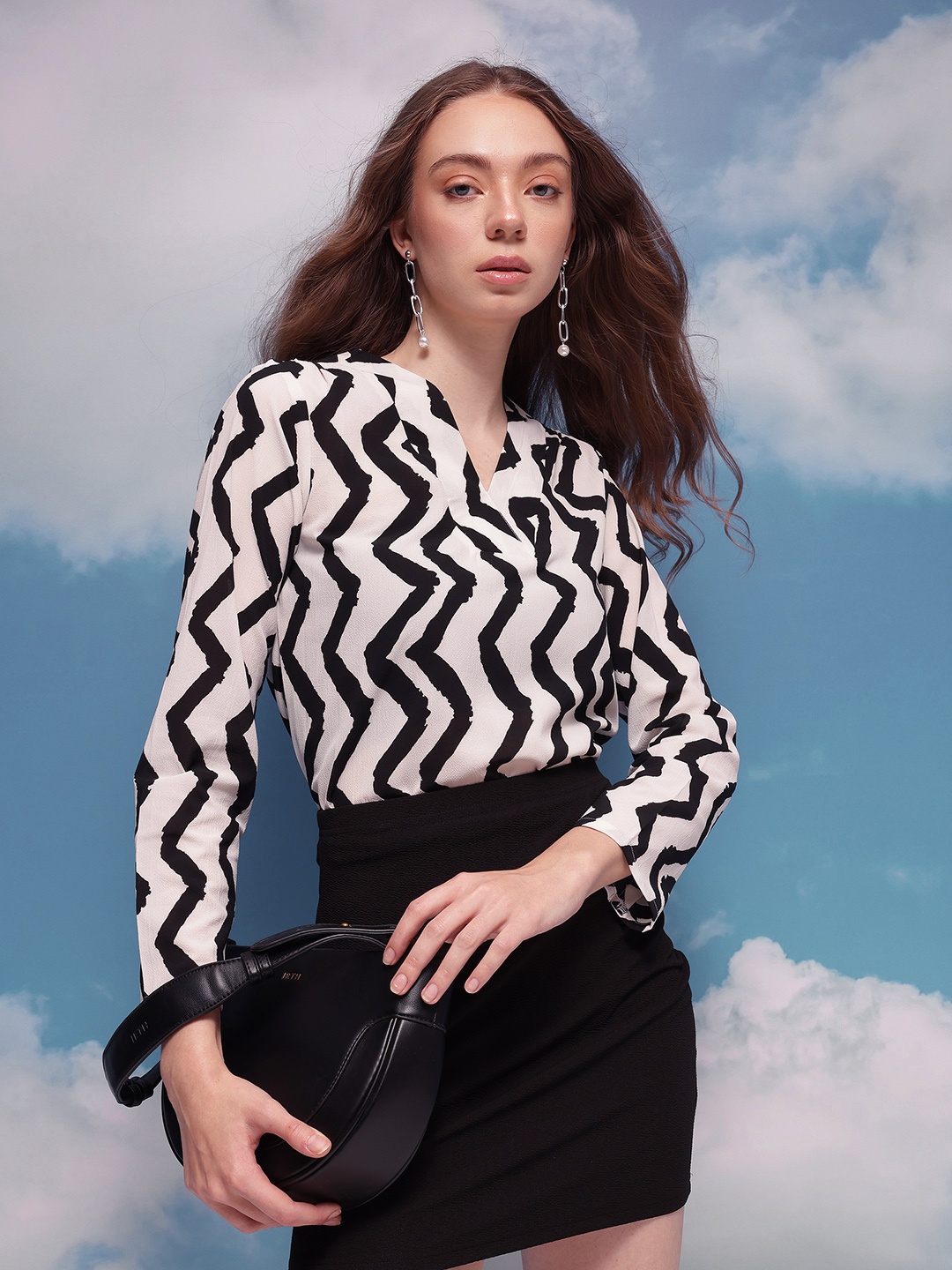 

CORSICA Geometric Printed Regular Top, Off white