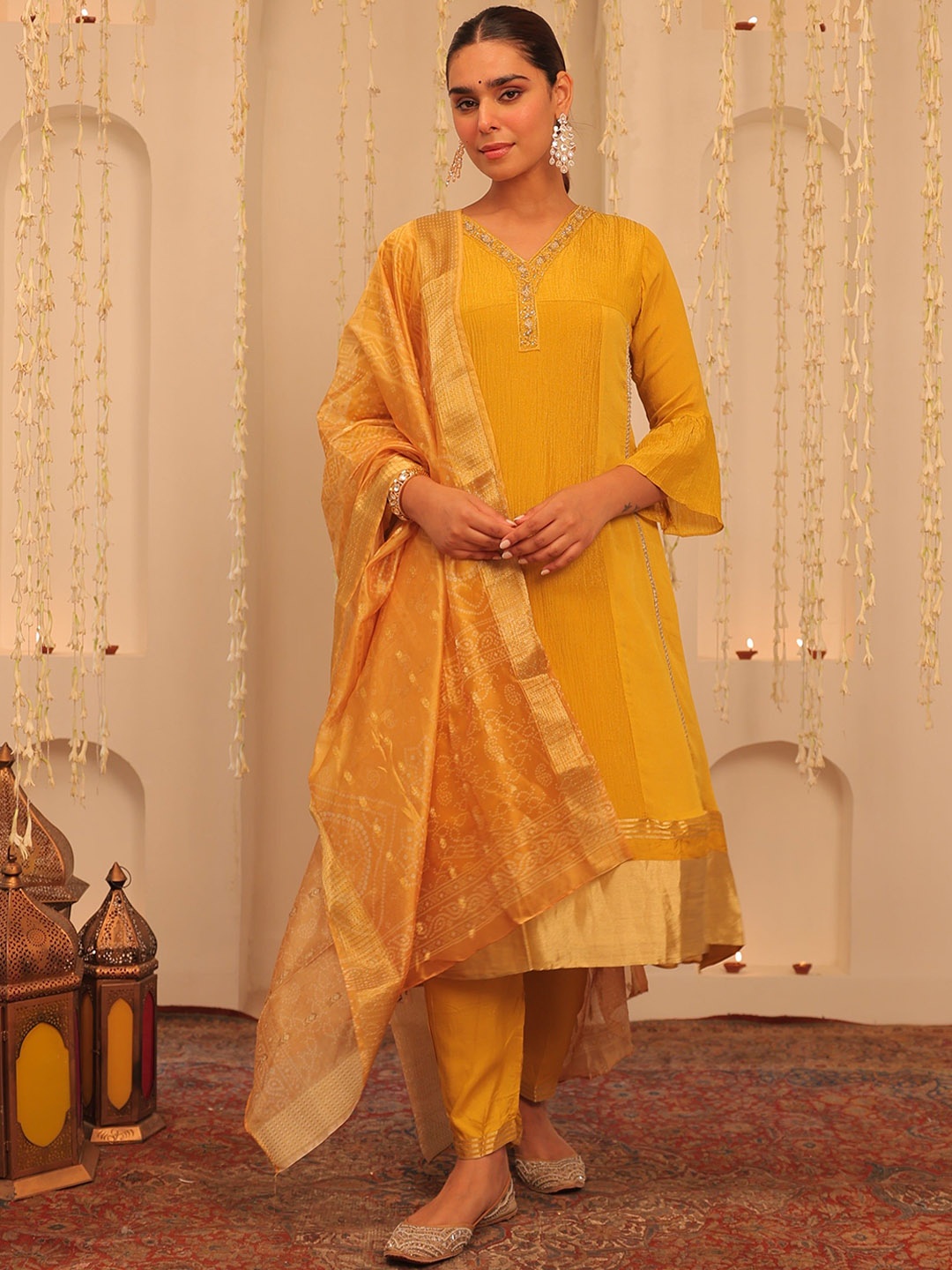 

Alaya By Stage3 Women Floral Embroidered Regular Pure Silk Kurta with Trousers & With Dupatta, Yellow