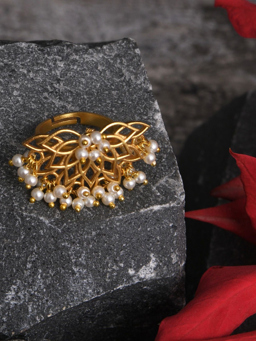 

TOTAPARI Women Gold Ring