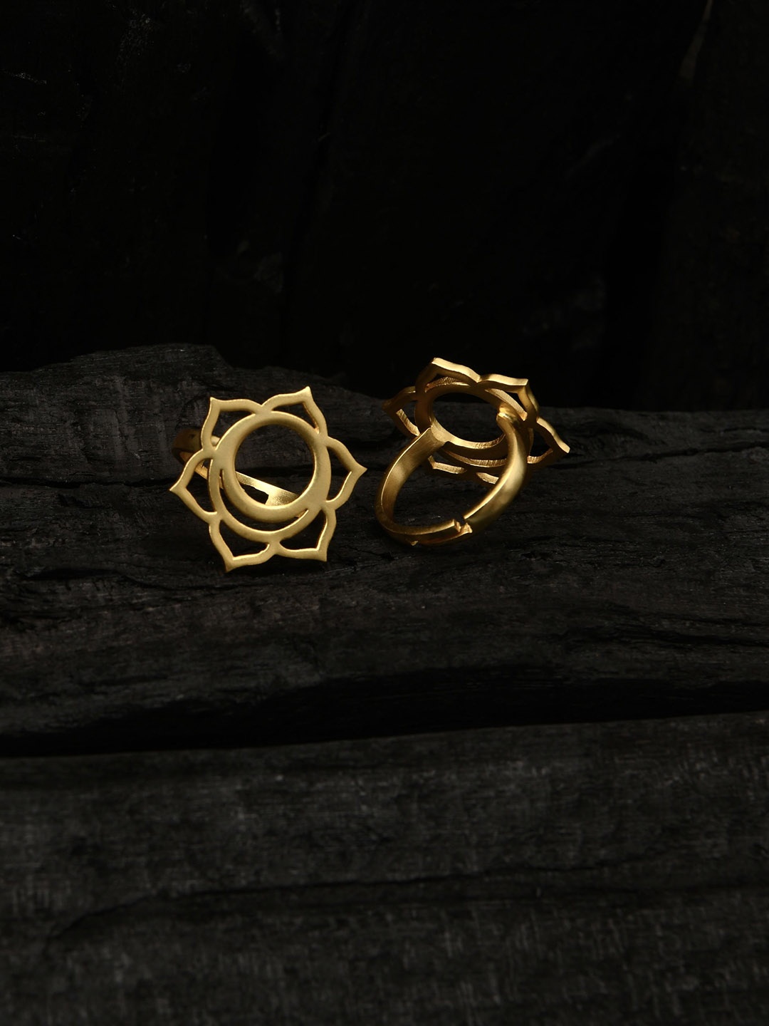 

TOTAPARI Women Gold Ring