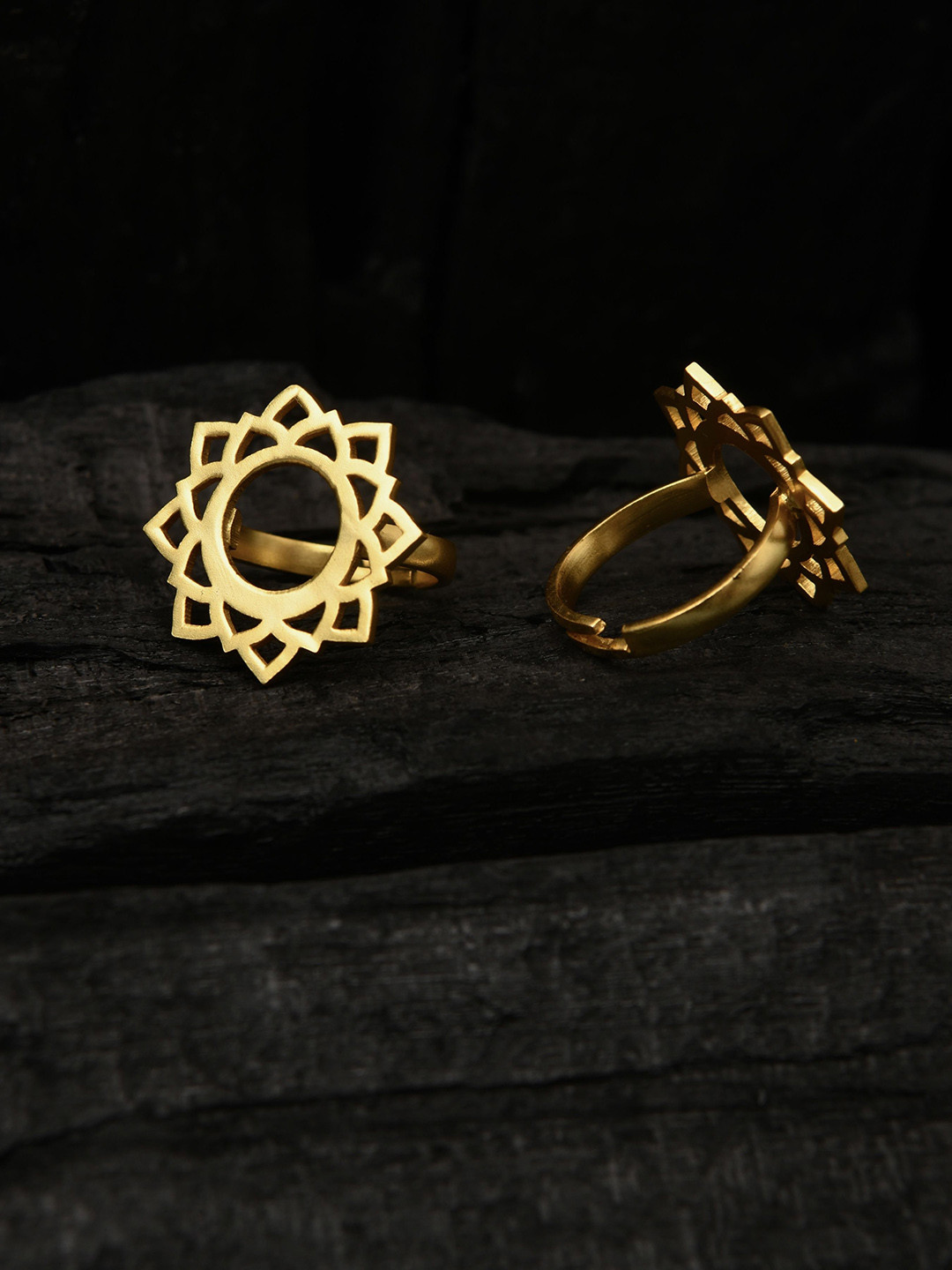

TOTAPARI Women Gold Ring