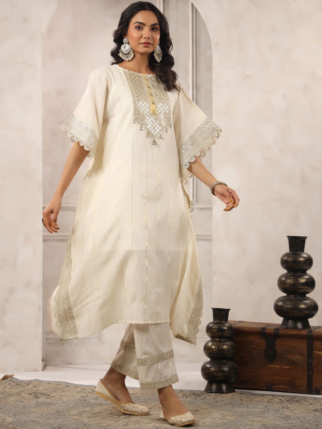 

Jaipur Morni Women Regular Pure Cotton Kurta with Trousers, White
