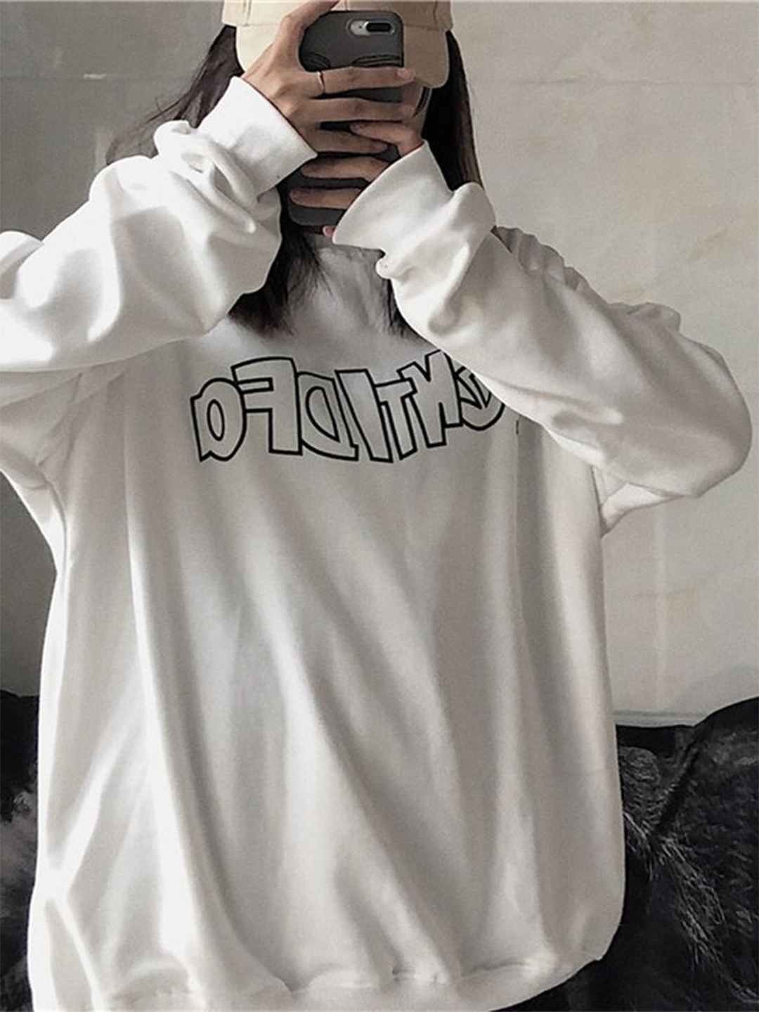 

LULU & SKY Women Oversized Sweatshirt, White