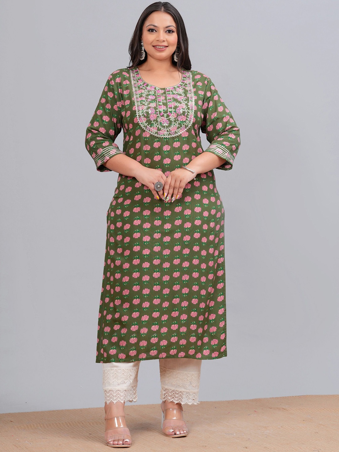 

LABULY Women Ethnic Motifs Printed Gotta Patti Kurta, Green