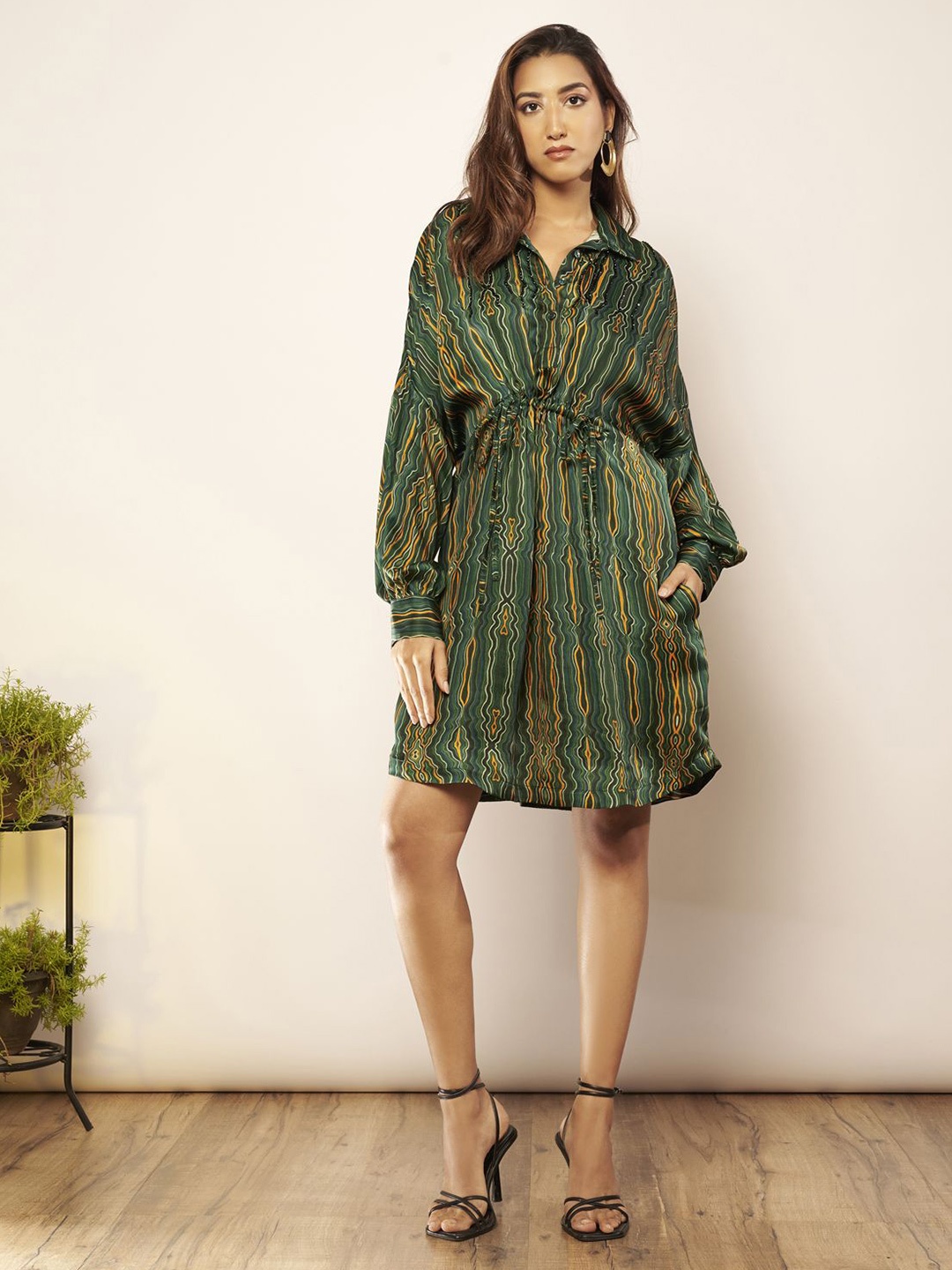 

Babita M Printed Shirt Collar Cuffed Sleeves Satin Shirt Dress, Green