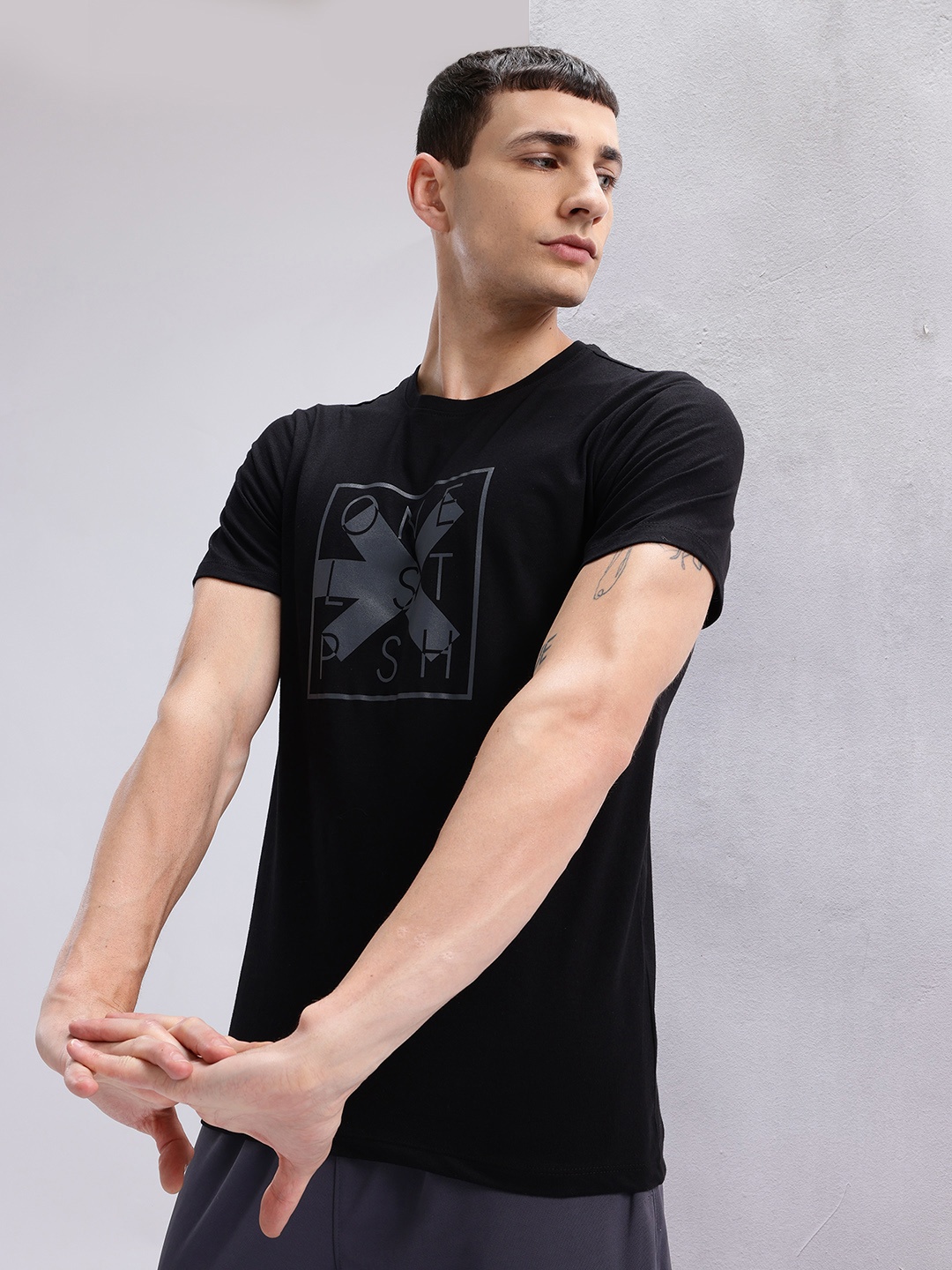 

HRX by Hrithik Roshan Men Typography Printed Training T-shirt, Black