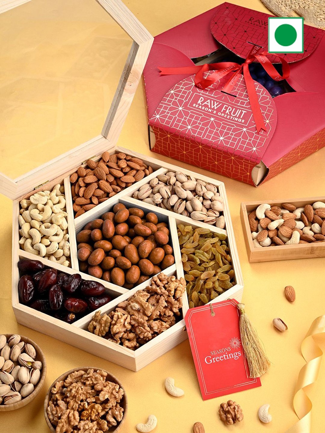 

RawFruit Choco Nut Delight Gift Pack, Red