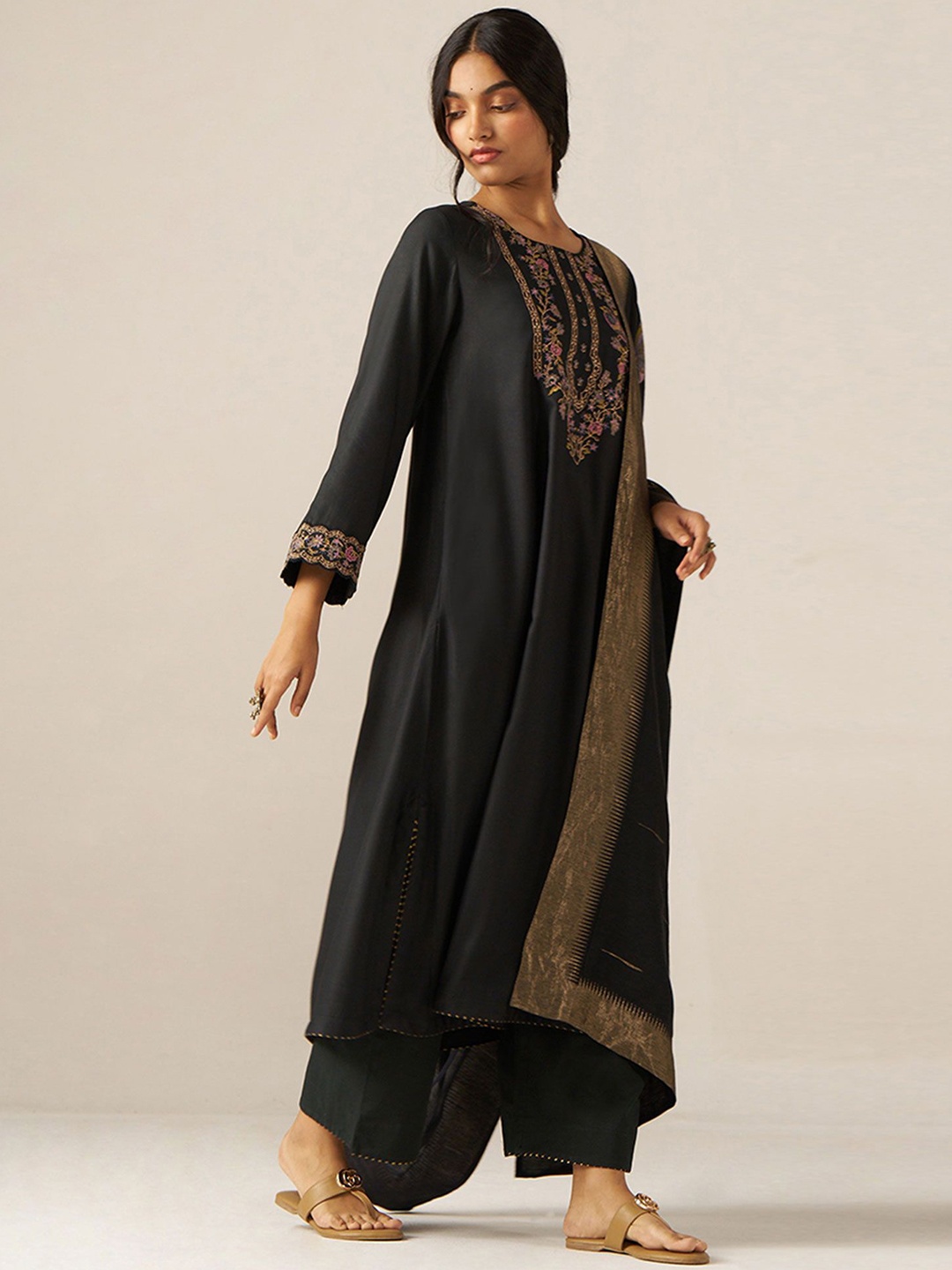 

Ganga Women Floral Embroidered Regular Pure Wool Kurta with Palazzos & With Dupatta, Black