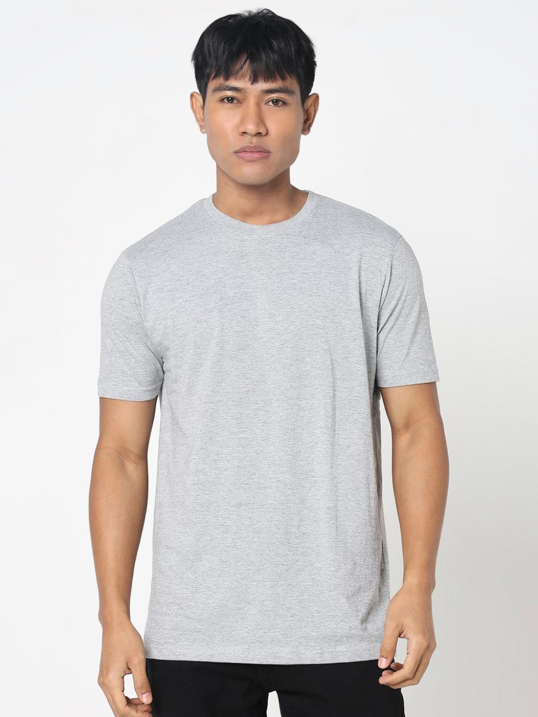 

R&B Men Solid Round Neck Cotton T-shirt, Grey