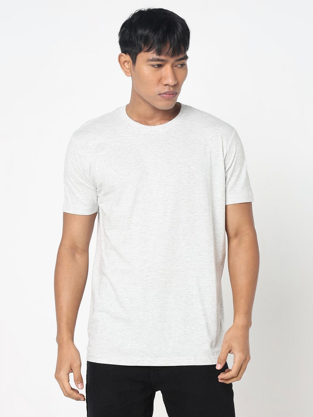 

R&B Men Solid Round Neck Cotton T-shirt, White