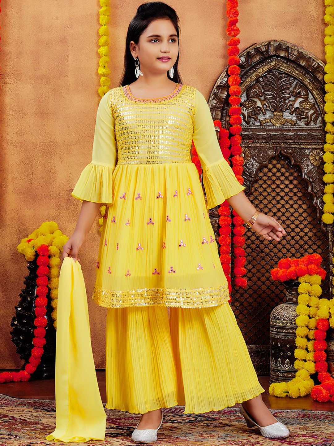 

Aarika Girls Embroidered Regular Kurta with Sharara & With Dupatta, Yellow