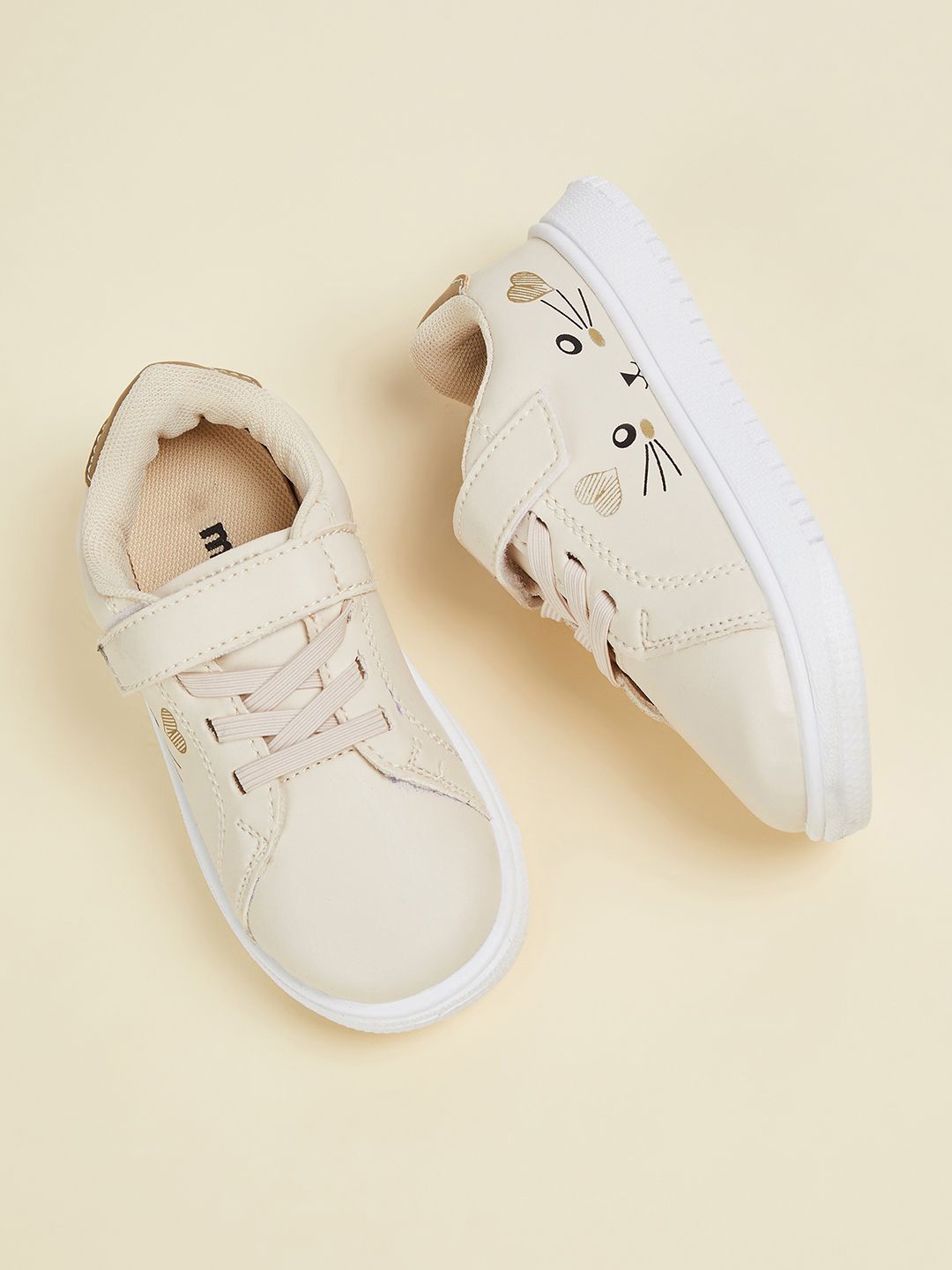 

max Girls Printed PU Sneakers, Off white