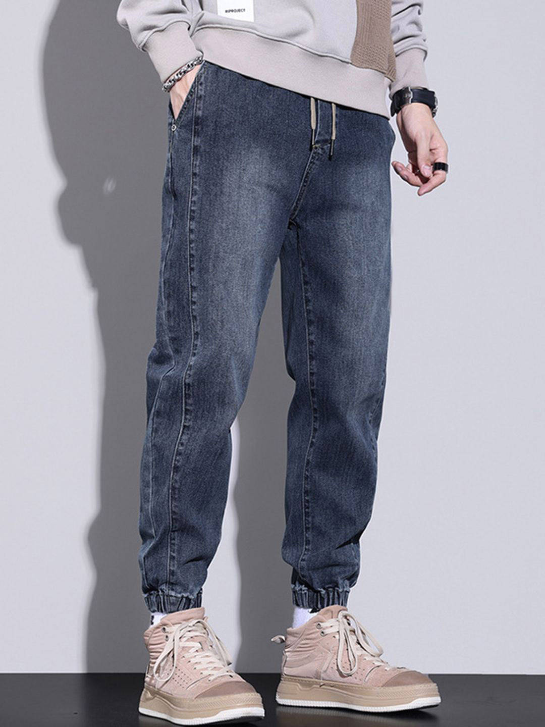 

StyleCast Men Jogger Light Fade Jeans, Blue