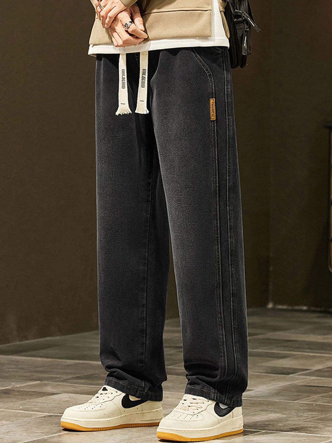 

StyleCast Men Straight Fit Light Fade Jeans, Black