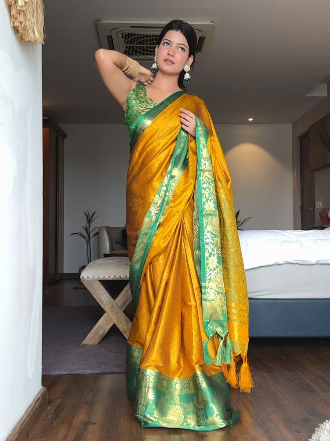 

APNISHA Woven Design Zari Pure Silk Kanjeevaram Saree, Yellow