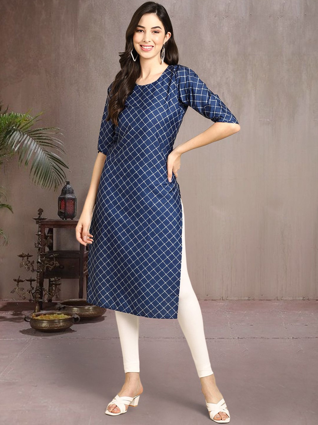 

7Threads Women Ethnic Motifs Printed Floral Crepe Kurta, Navy blue