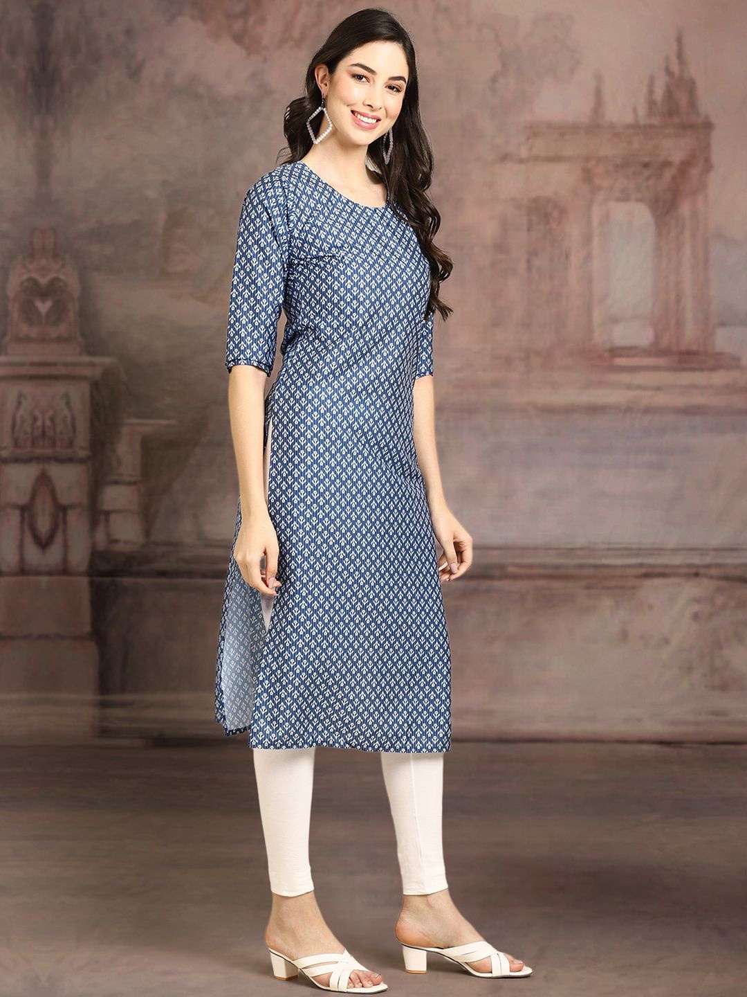 

7Threads Women Ethnic Motifs Printed Floral Crepe Kurta, Blue