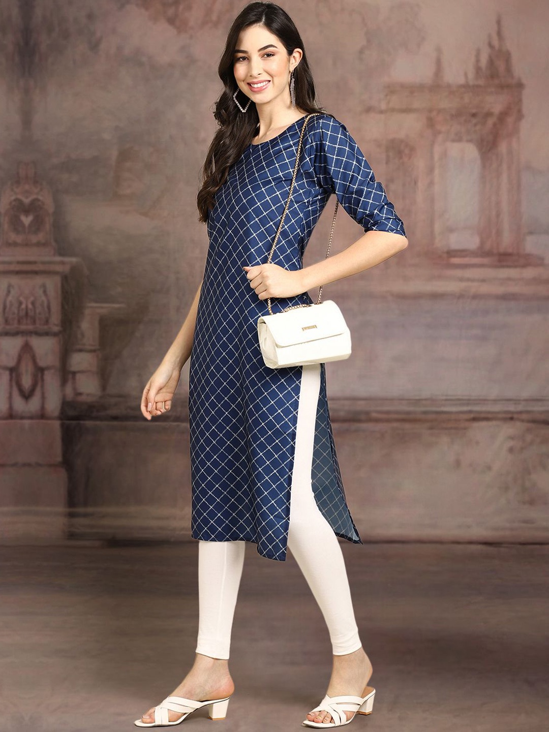 

7Threads Women Ethnic Motifs Printed Floral Crepe Kurta, Navy blue