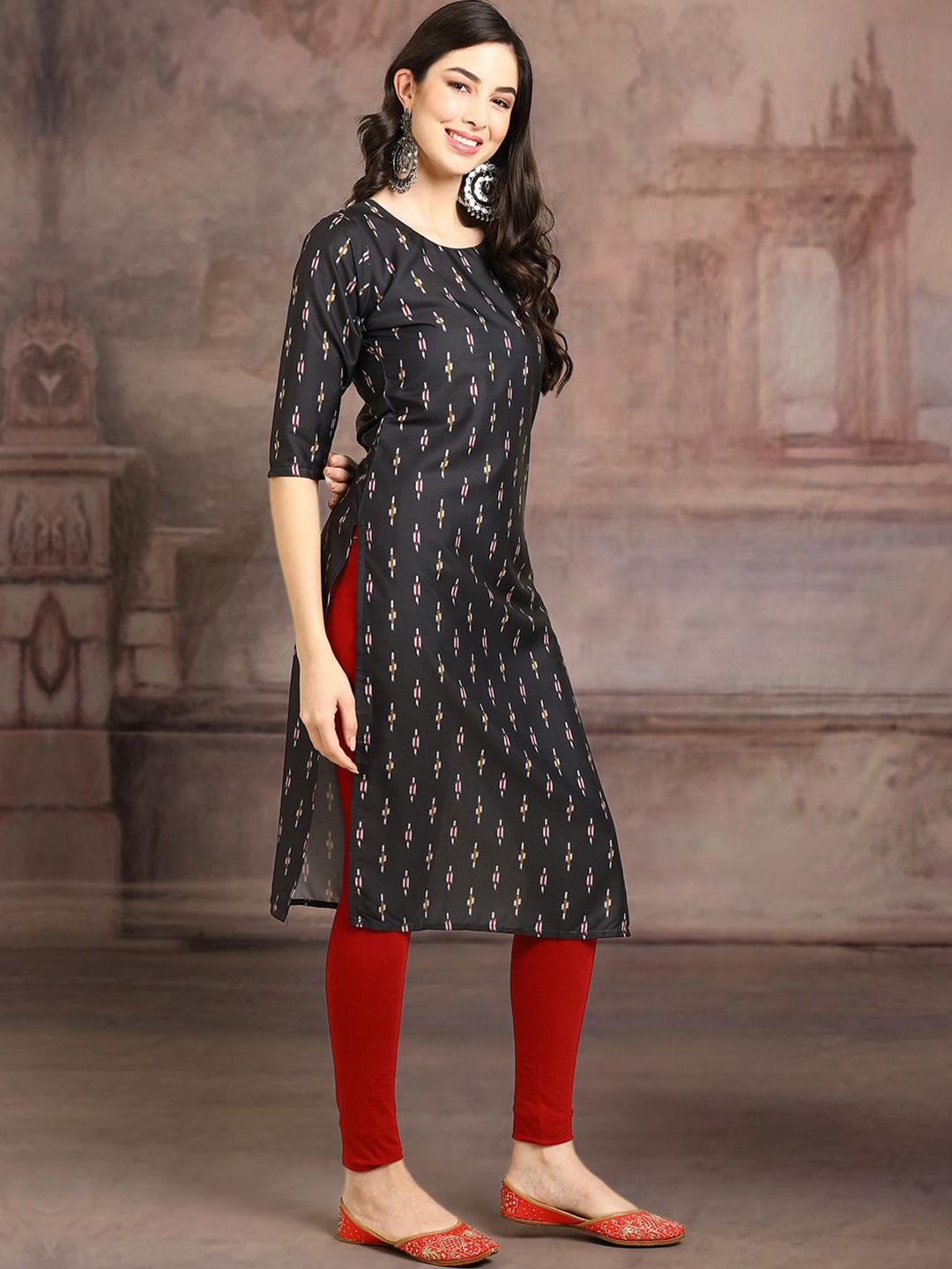 

7Threads Women Ethnic Motifs Printed Floral Crepe Kurta, Black
