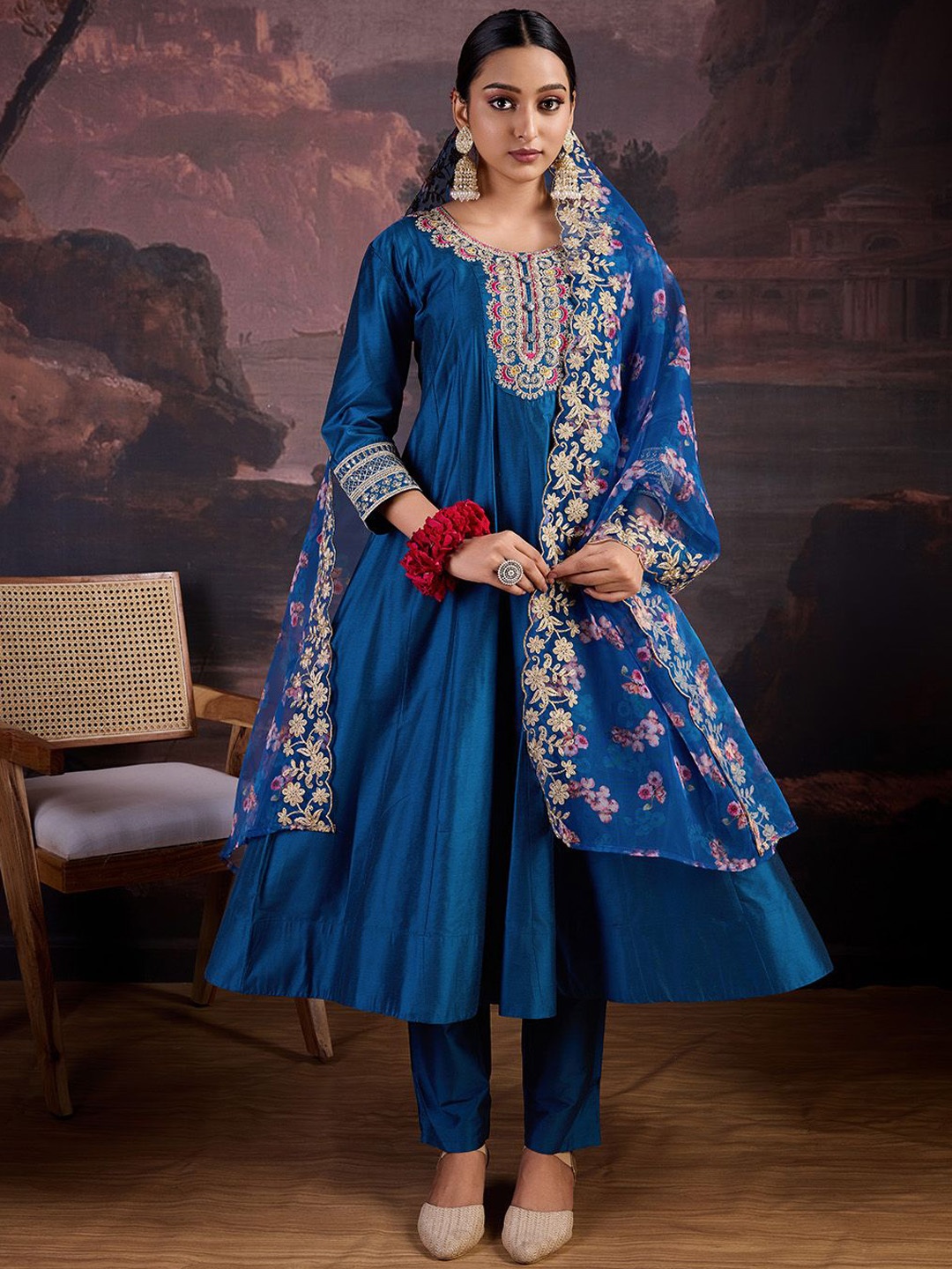 

House Of Pataudi Embroidered Kurta & Trouser With Dupatta, Blue