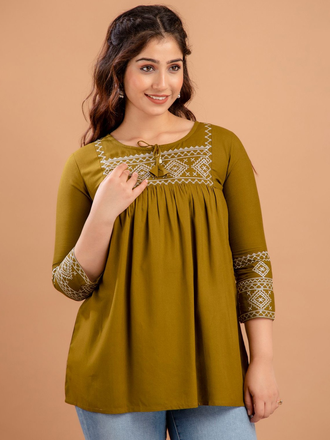 

AVAYAYAT Embroidered A-Line Top, Olive