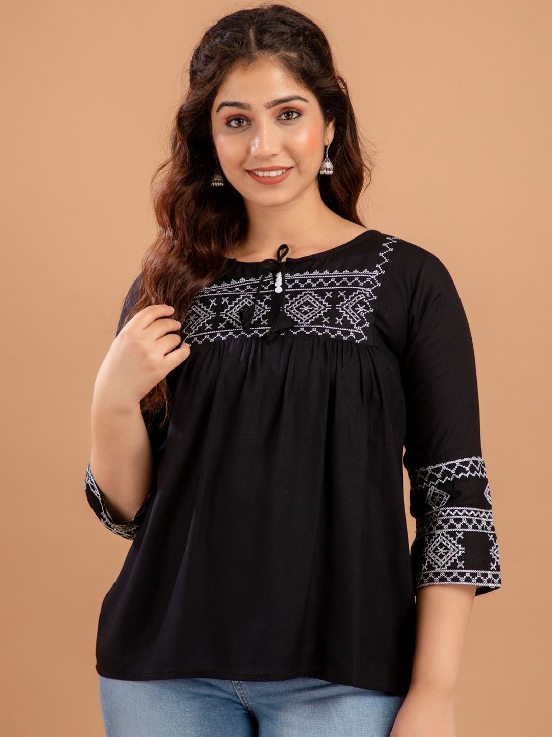 

AVAYAYAT Women Embroidered Longline Top, Black