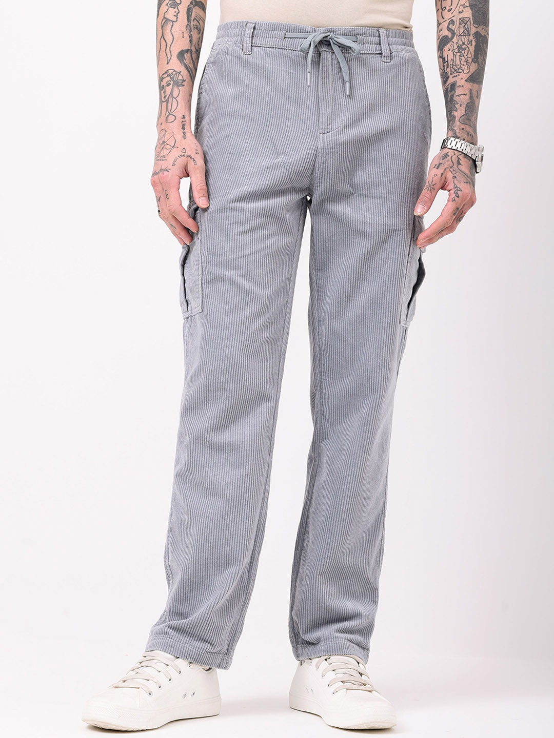 

British Club Men Smart Straight Fit Low-Rise Cargos Trousers, Grey