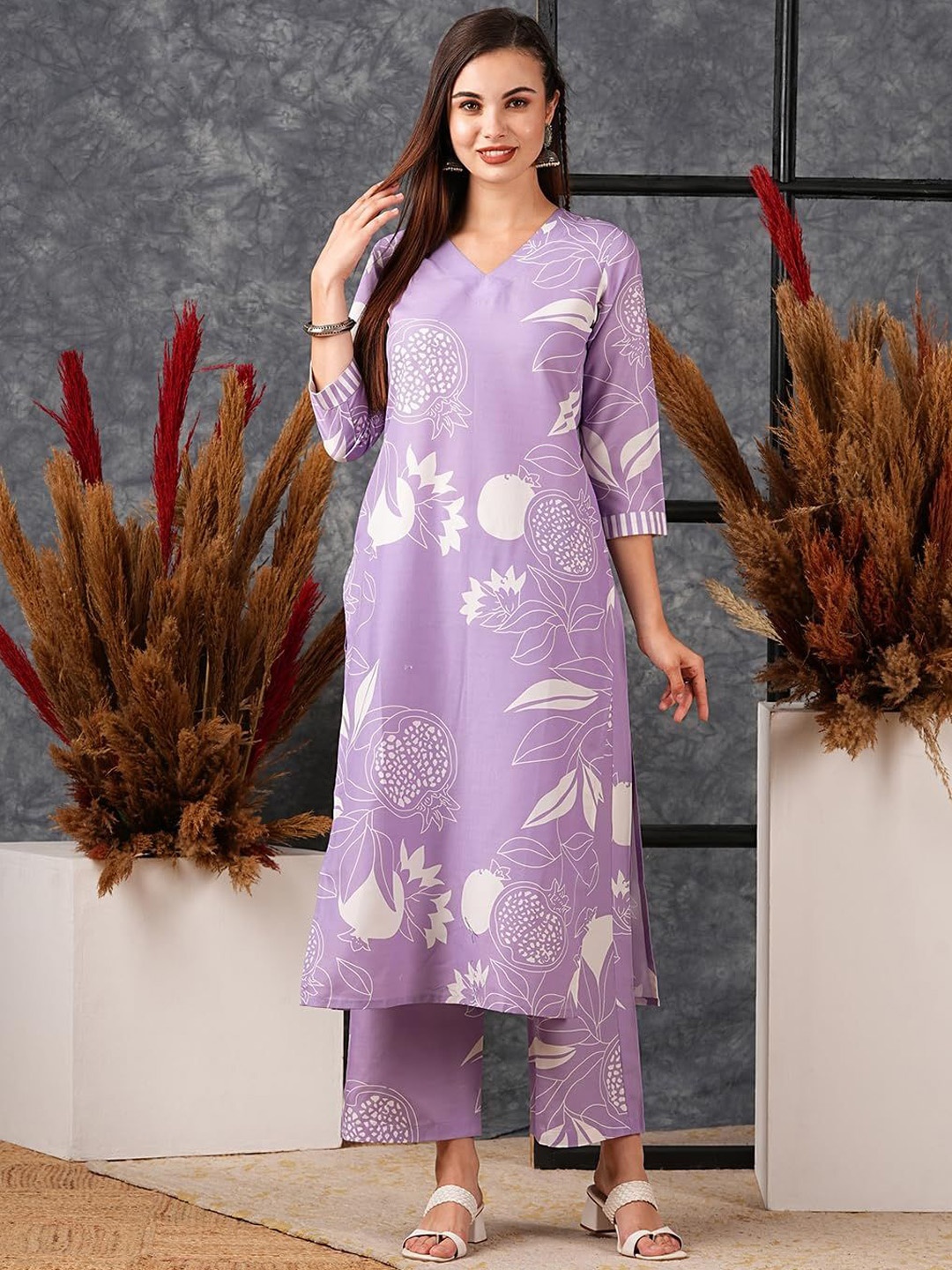 

SHIJILA Women Floral Printed Regular Kurta with Trousers, Lavender