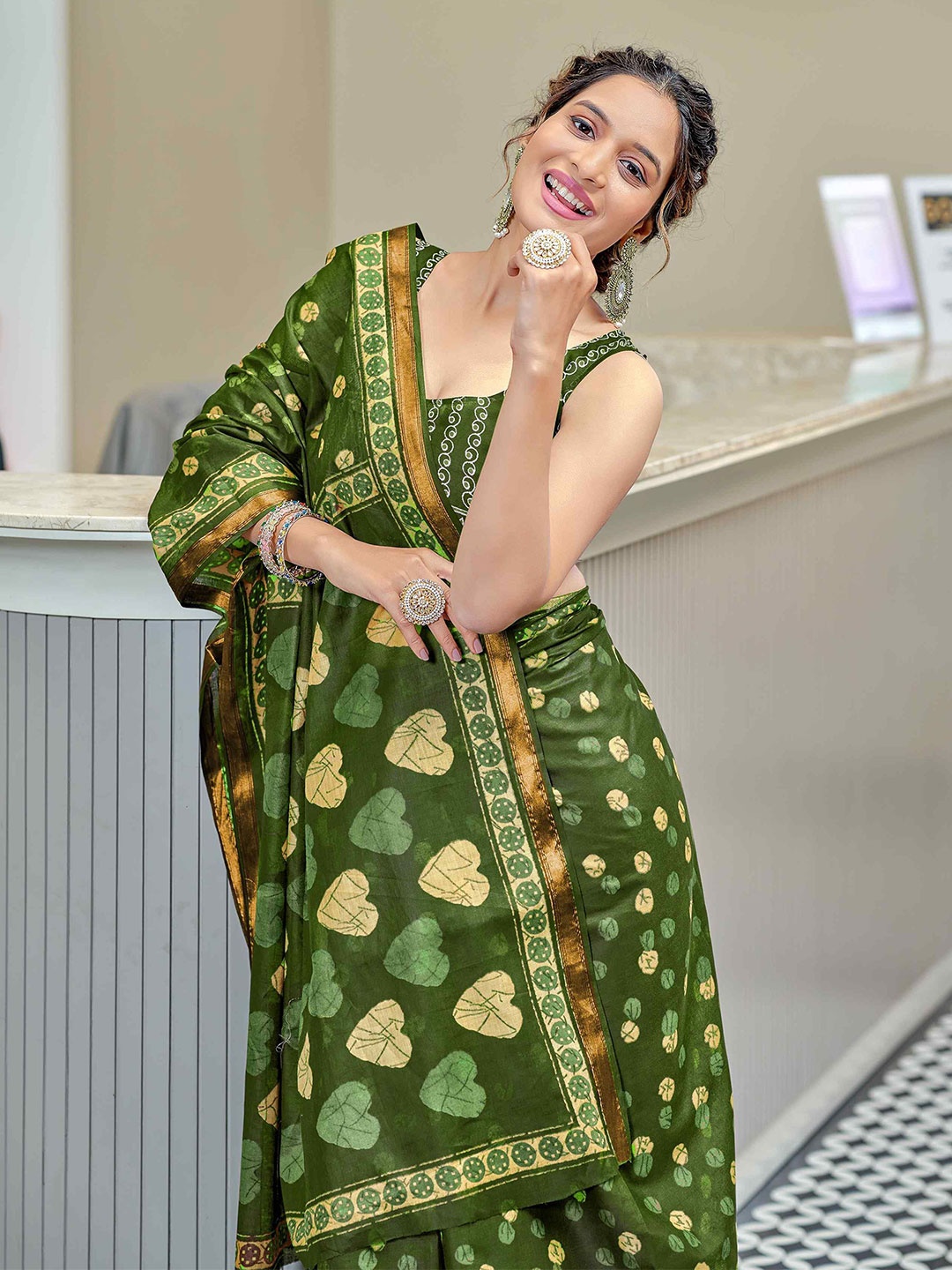 

HERE&NOW Zari Pure Cotton Bagru Saree, Green