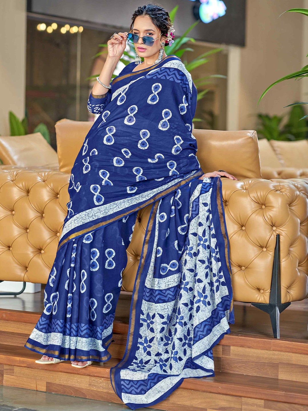 

HERE&NOW Floral Printed Pure Cotton Bagru Saree, Navy blue