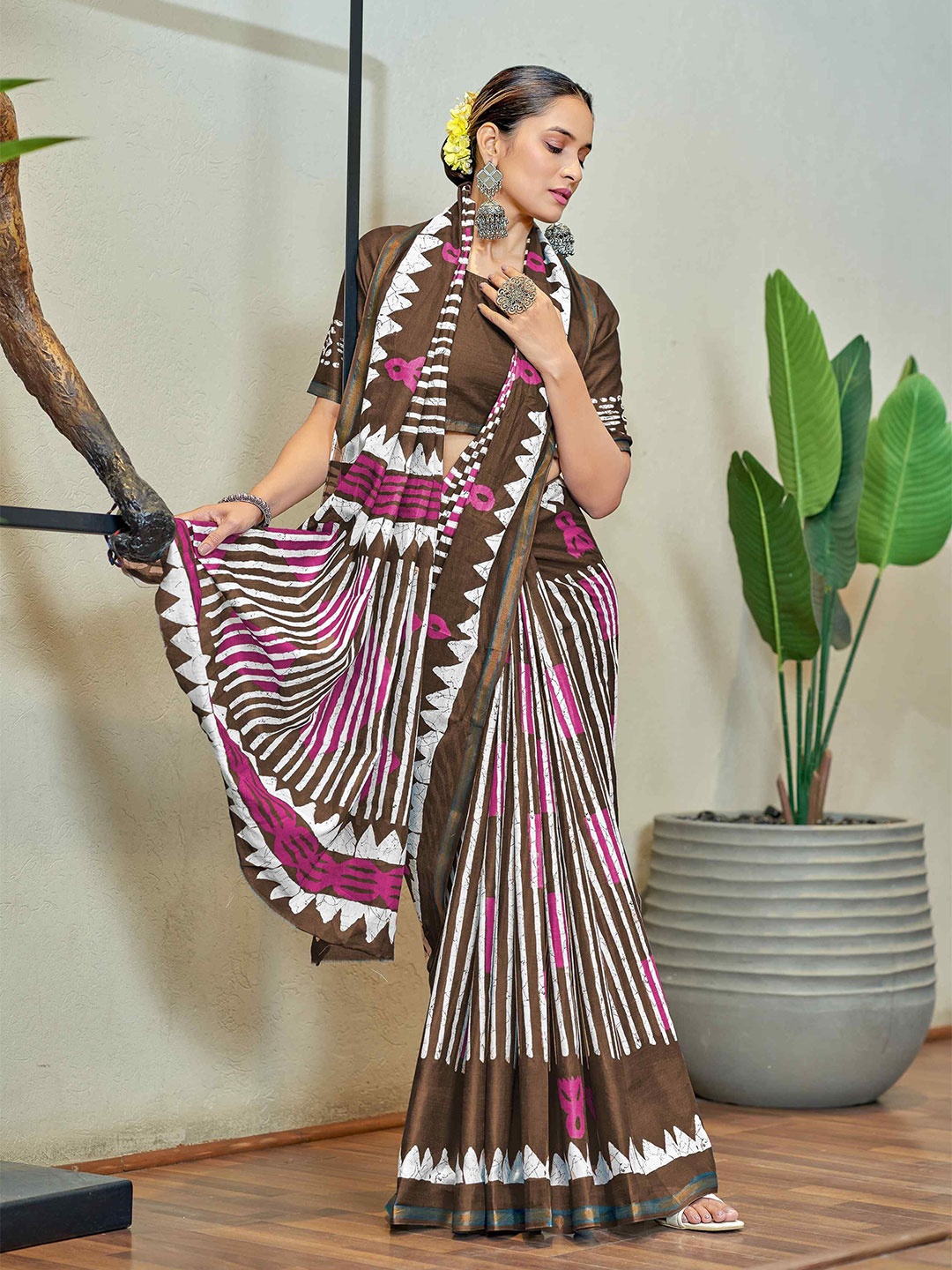 

HERE&NOW Printed Pure Cotton Bagru Saree, Brown