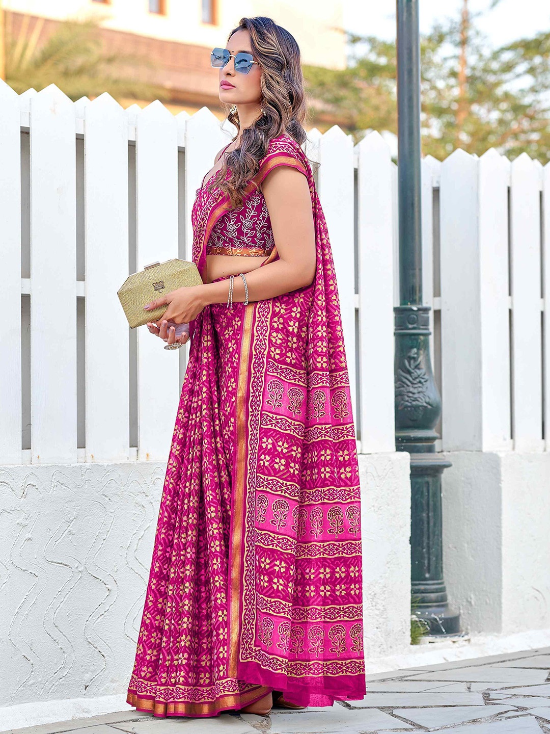 

HERE&NOW Ajrak Block Zari Pure Cotton Bagru Saree, Pink