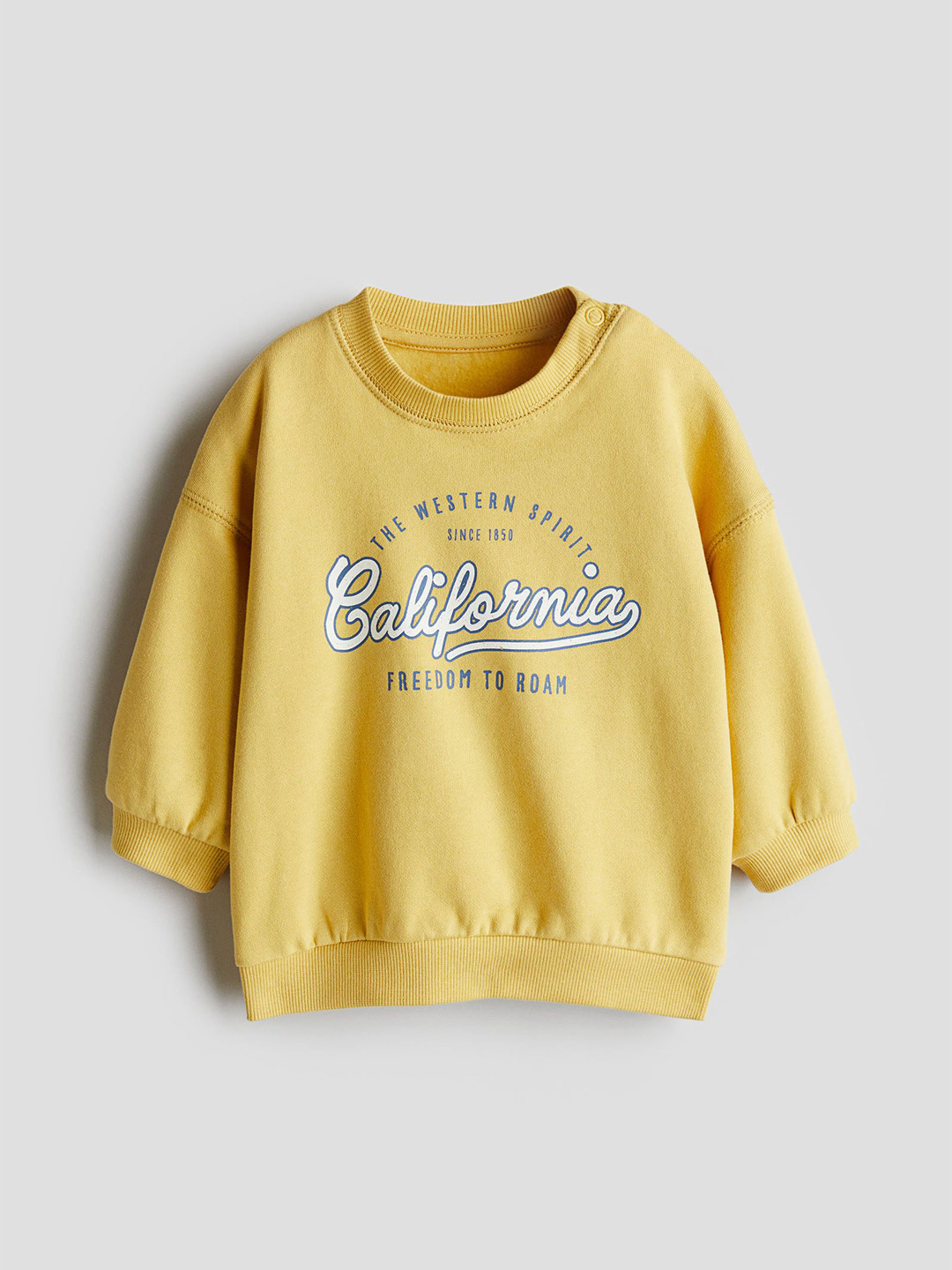 

H&M Boys Printed Sweatshirt, Yellow