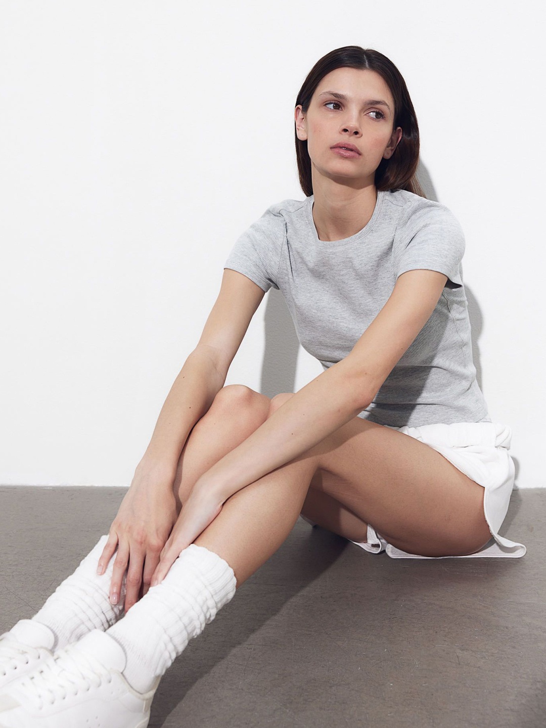 

H&M Fitted T-shirt, Grey