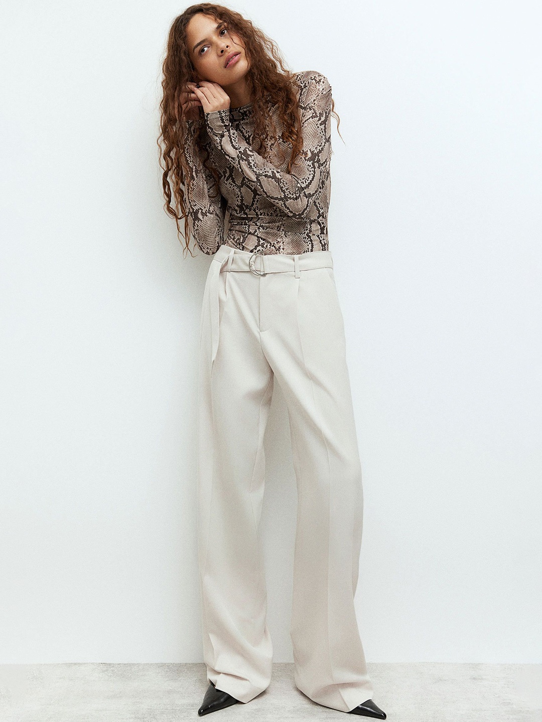 

H&M Belted Tailored Trousers, Beige