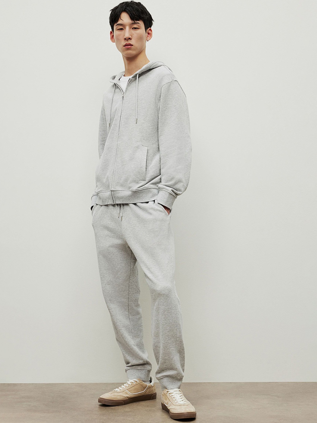 

H&M Regular Fit Sweatpants, Grey